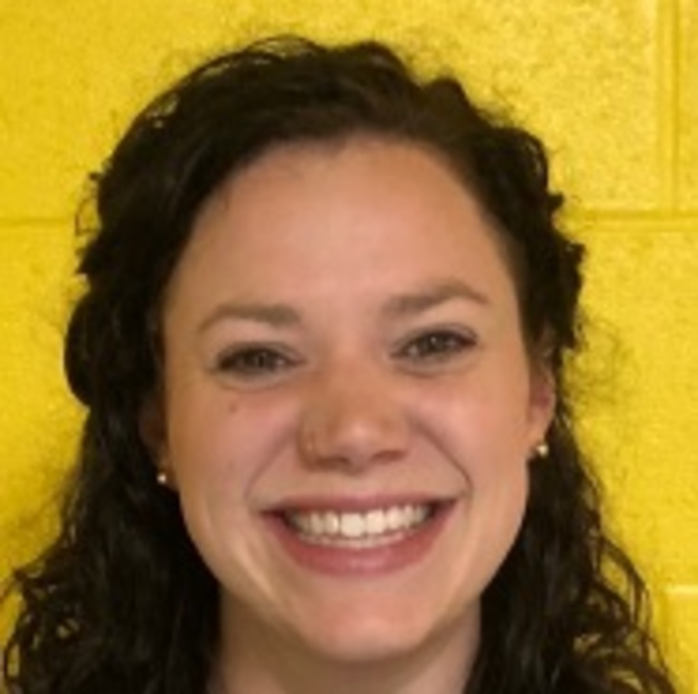 Meet your Posher, Elise